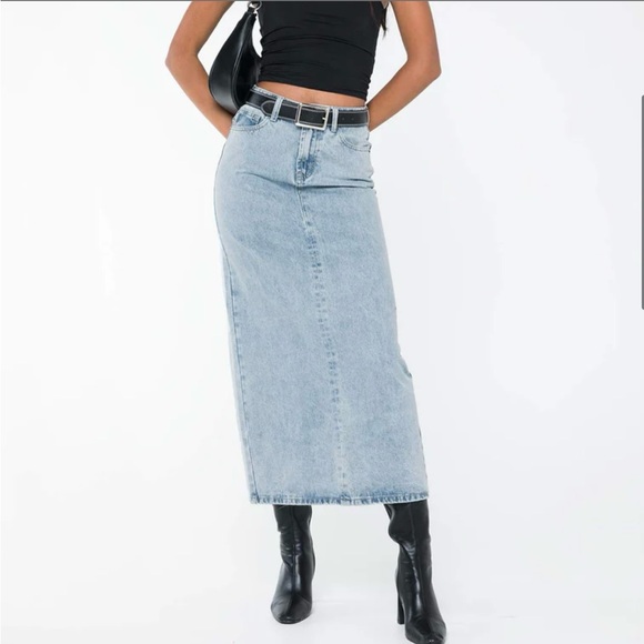 Princess Polly Dresses & Skirts - Princess Polly split back denim midi skirt - size 2 in light blue wash